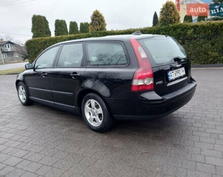 Черный Вольво В50, объемом двигателя 1.6 л и пробегом 273 тыс. км за 5150 $, фото 10 на Automoto.ua