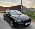 Черный Вольво В50, объемом двигателя 1.8 л и пробегом 220 тыс. км за 5200 $, фото 1 на Automoto.ua