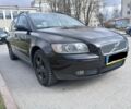 Черный Вольво В50, объемом двигателя 2 л и пробегом 318 тыс. км за 2687 $, фото 1 на Automoto.ua