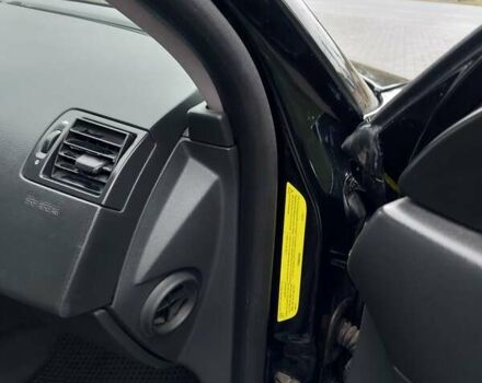 Черный Вольво В50, объемом двигателя 1.6 л и пробегом 273 тыс. км за 5150 $, фото 20 на Automoto.ua