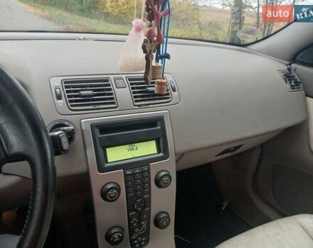 Вольво В50 2006 в Бердичеве на Automoto.ua Черный Вольво В50, объемом двигателя 2.4 л и пробегом 260 тыс. км за 5900 $, фото 16 на Automoto.ua