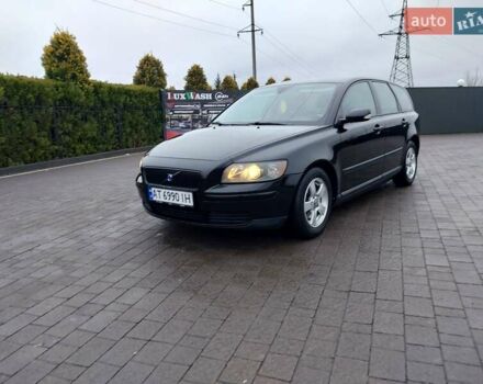 Черный Вольво В50, объемом двигателя 1.6 л и пробегом 273 тыс. км за 5150 $, фото 3 на Automoto.ua