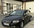 Черный Вольво В50, объемом двигателя 1.6 л и пробегом 289 тыс. км за 5600 $, фото 1 на Automoto.ua