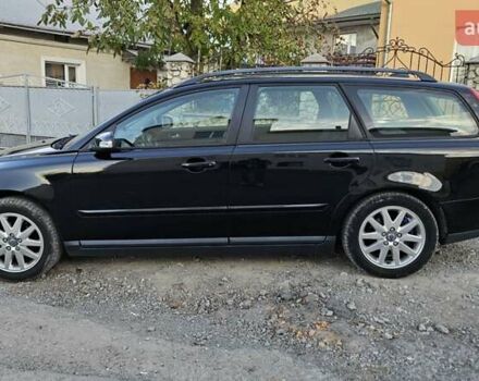 Черный Вольво В50, объемом двигателя 1.56 л и пробегом 200 тыс. км за 5900 $, фото 4 на Automoto.ua