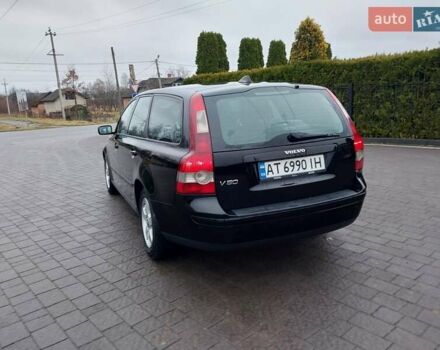 Черный Вольво В50, объемом двигателя 1.6 л и пробегом 273 тыс. км за 5150 $, фото 9 на Automoto.ua