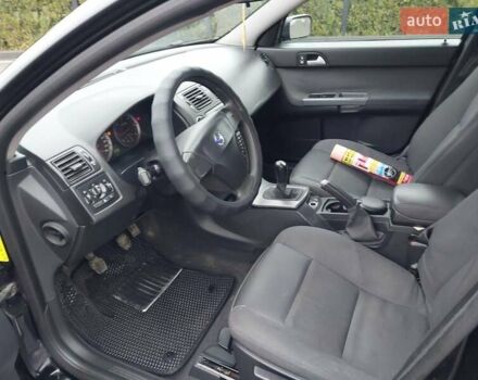 Черный Вольво В50, объемом двигателя 1.6 л и пробегом 273 тыс. км за 5150 $, фото 21 на Automoto.ua