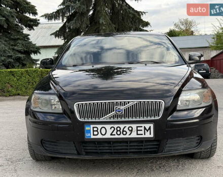 Черный Вольво В50, объемом двигателя 2 л и пробегом 285 тыс. км за 4999 $, фото 1 на Automoto.ua