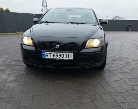 Черный Вольво В50, объемом двигателя 1.6 л и пробегом 273 тыс. км за 5150 $, фото 2 на Automoto.ua