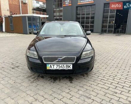 Черный Вольво В50, объемом двигателя 1.56 л и пробегом 270 тыс. км за 3950 $, фото 6 на Automoto.ua