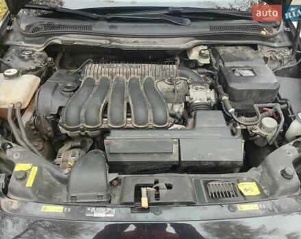 Вольво В50 2006 в Бердичеве на Automoto.ua Черный Вольво В50, объемом двигателя 2.4 л и пробегом 260 тыс. км за 5900 $, фото 13 на Automoto.ua