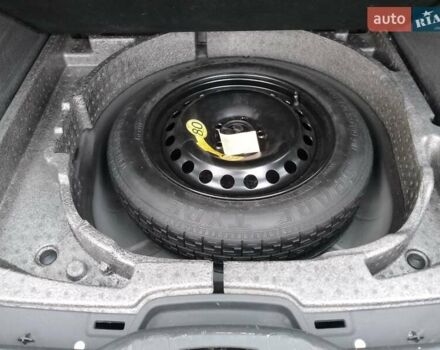 Чорний Вольво V50, об'ємом двигуна 1.6 л та пробігом 215 тис. км за 5500 $, фото 24 на Automoto.ua