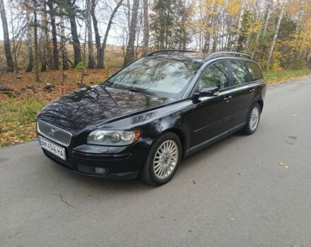 Вольво В50 2006 в Бердичеве на Automoto.ua Черный Вольво В50, объемом двигателя 2.4 л и пробегом 260 тыс. км за 5800 $, фото 2 на Automoto.ua