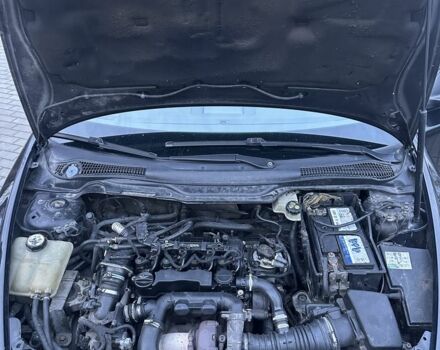 Черный Вольво В50, объемом двигателя 1.6 л и пробегом 239 тыс. км за 2600 $, фото 7 на Automoto.ua