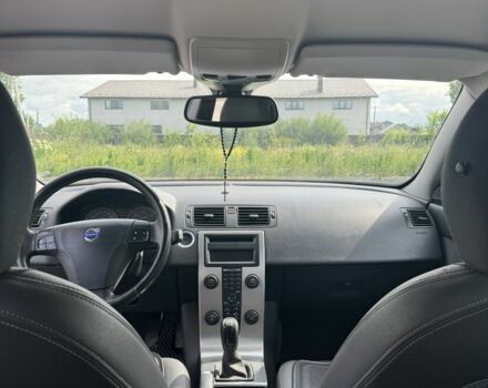 Вольво В50 2006 в Ивано-Франковске на Automoto.ua Черный Вольво В50, объемом двигателя 1.6 л и пробегом 272 тыс. км за 5300 $, фото 6 на Automoto.ua