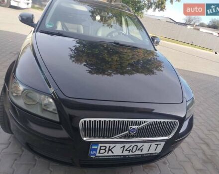 Вольво В50 2006 в Березно на Automoto.ua Черный Вольво В50, объемом двигателя 1.8 л и пробегом 263 тыс. км за 5900 $, фото 2 на Automoto.ua