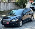 Черный Вольво В50, объемом двигателя 2.4 л и пробегом 364 тыс. км за 6340 $, фото 1 на Automoto.ua