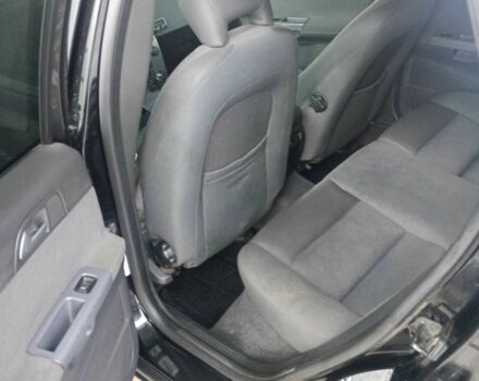 Вольво В50 2006 в Харькове на Automoto.ua Черный Вольво В50, объемом двигателя 2 л и пробегом 320 тыс. км за 3300 $, фото 10 на Automoto.ua