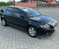 Черный Вольво В50, объемом двигателя 1.6 л и пробегом 250 тыс. км за 6500 $, фото 1 на Automoto.ua