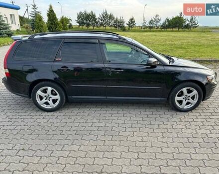 Черный Вольво В50, объемом двигателя 1.56 л и пробегом 316 тыс. км за 6000 $, фото 10 на Automoto.ua