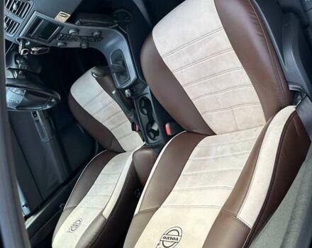 Черный Вольво В50, объемом двигателя 1.56 л и пробегом 316 тыс. км за 6000 $, фото 16 на Automoto.ua