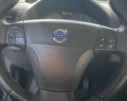 Чорний Вольво V50, об'ємом двигуна 1.6 л та пробігом 240 тис. км за 2100 $, фото 7 на Automoto.ua