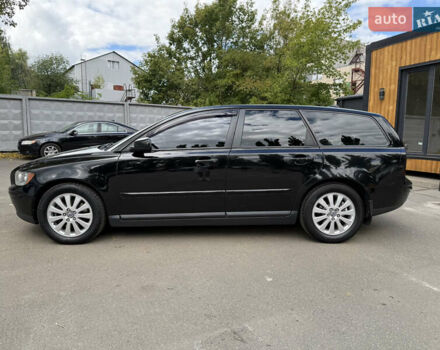 Черный Вольво В50, объемом двигателя 2 л и пробегом 295 тыс. км за 5300 $, фото 7 на Automoto.ua