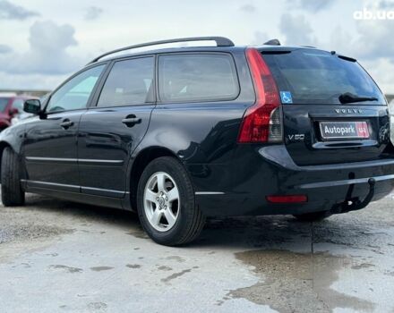 Черный Вольво В50, объемом двигателя 1.6 л и пробегом 302 тыс. км за 6290 $, фото 7 на Automoto.ua