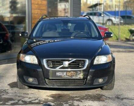 Черный Вольво В50, объемом двигателя 2 л и пробегом 290 тыс. км за 6800 $, фото 1 на Automoto.ua