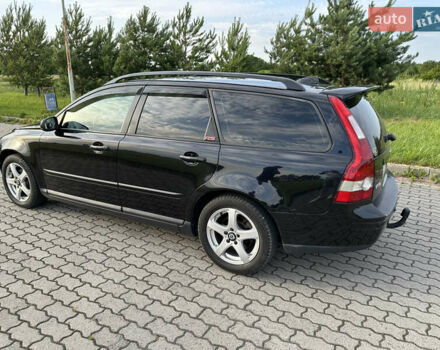 Черный Вольво В50, объемом двигателя 1.6 л и пробегом 315 тыс. км за 6000 $, фото 4 на Automoto.ua
