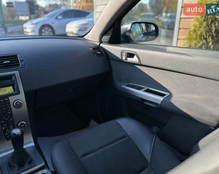 Черный Вольво В50, объемом двигателя 2 л и пробегом 290 тыс. км за 6800 $, фото 39 на Automoto.ua