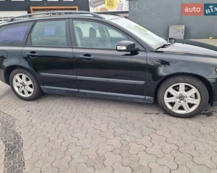 Чорний Вольво V50, об'ємом двигуна 2 л та пробігом 310 тис. км за 5200 $, фото 3 на Automoto.ua