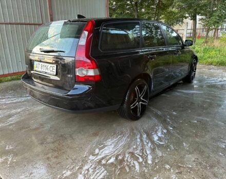 Черный Вольво В50, объемом двигателя 1.6 л и пробегом 222 тыс. км за 2100 $, фото 4 на Automoto.ua