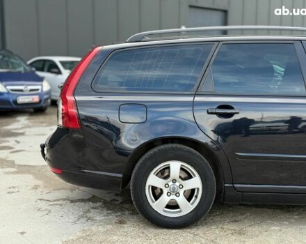 Черный Вольво В50, объемом двигателя 1.6 л и пробегом 302 тыс. км за 6290 $, фото 11 на Automoto.ua