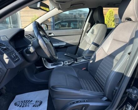 Черный Вольво В50, объемом двигателя 2 л и пробегом 290 тыс. км за 6800 $, фото 12 на Automoto.ua