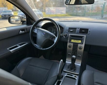 Черный Вольво В50, объемом двигателя 2 л и пробегом 290 тыс. км за 6800 $, фото 17 на Automoto.ua