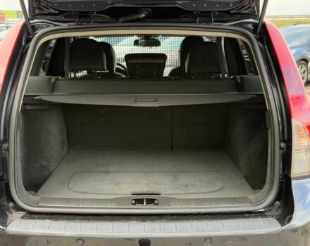 Черный Вольво В50, объемом двигателя 1.6 л и пробегом 302 тыс. км за 6290 $, фото 17 на Automoto.ua