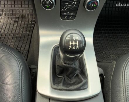 Черный Вольво В50, объемом двигателя 1.6 л и пробегом 302 тыс. км за 6290 $, фото 25 на Automoto.ua