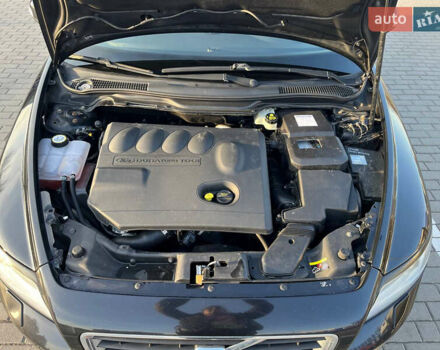 Чорний Вольво V50, об'ємом двигуна 2 л та пробігом 290 тис. км за 7000 $, фото 14 на Automoto.ua