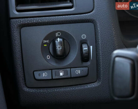 Черный Вольво В50, объемом двигателя 2 л и пробегом 290 тыс. км за 6800 $, фото 29 на Automoto.ua