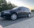 Черный Вольво В50, объемом двигателя 1.6 л и пробегом 300 тыс. км за 5510 $, фото 1 на Automoto.ua