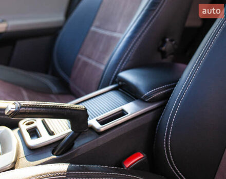 Черный Вольво В50, объемом двигателя 2 л и пробегом 282 тыс. км за 7932 $, фото 22 на Automoto.ua