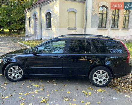 Вольво В50 2008 в Львове на Automoto.ua Черный Вольво В50, объемом двигателя 2 л и пробегом 333 тыс. км за 6400 $, фото 4 на Automoto.ua