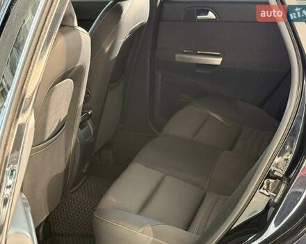 Черный Вольво В50, объемом двигателя 1.6 л и пробегом 265 тыс. км за 6890 $, фото 12 на Automoto.ua