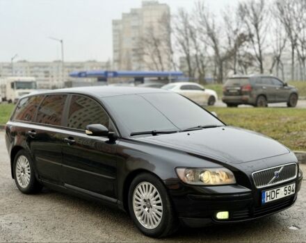 Черный Вольво В50, объемом двигателя 0 л и пробегом 250 тыс. км за 3000 $, фото 2 на Automoto.ua