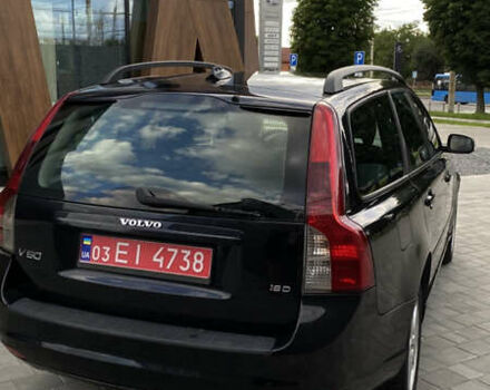 Черный Вольво В50, объемом двигателя 1.56 л и пробегом 317 тыс. км за 6100 $, фото 5 на Automoto.ua