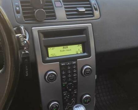 Чорний Вольво V50, об'ємом двигуна 2 л та пробігом 240 тис. км за 8300 $, фото 12 на Automoto.ua