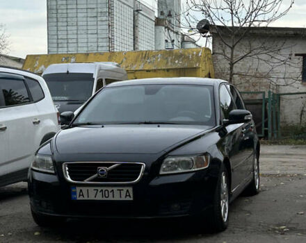 Черный Вольво В50, объемом двигателя 2 л и пробегом 275 тыс. км за 8300 $, фото 1 на Automoto.ua