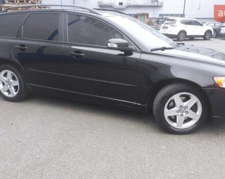 Чорний Вольво V50, об'ємом двигуна 2 л та пробігом 240 тис. км за 8300 $, фото 4 на Automoto.ua