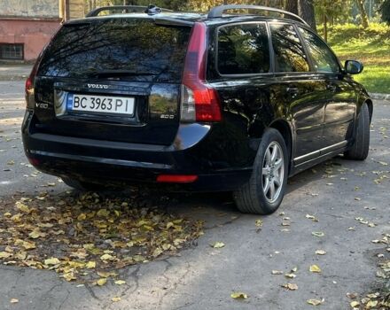 Вольво В50 2008 в Львове на Automoto.ua Черный Вольво В50, объемом двигателя 2 л и пробегом 333 тыс. км за 6400 $, фото 3 на Automoto.ua