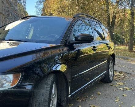 Вольво В50 2008 в Львове на Automoto.ua Черный Вольво В50, объемом двигателя 2 л и пробегом 333 тыс. км за 6400 $, фото 7 на Automoto.ua